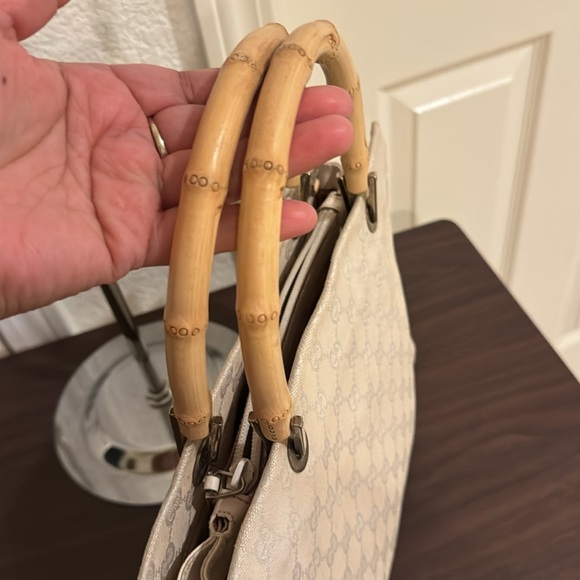 Gucci Monogram Handbag with Bamboo Handles - Picture 4 of 11